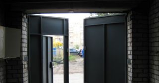 Купить гаражные ворота распашные Ярцево, цена от 3844 руб.