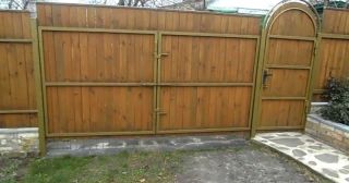 Купить распашные ворота деревянные Ярцево, цена от 2716 руб.